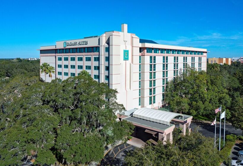 בית מלון כפרי Embassy Suites By Hilton Tampa Usf Near Busch Gardens