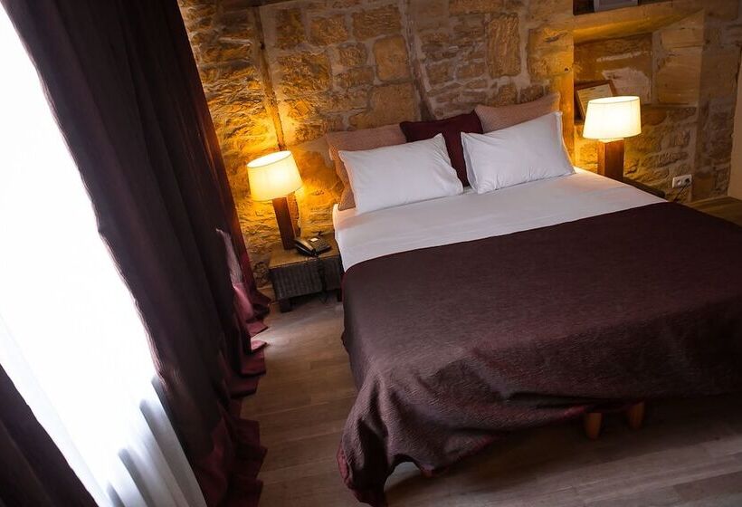 فندق Hôtel La Grappe D Or