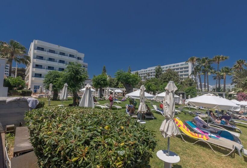 هتل Iliada Beach