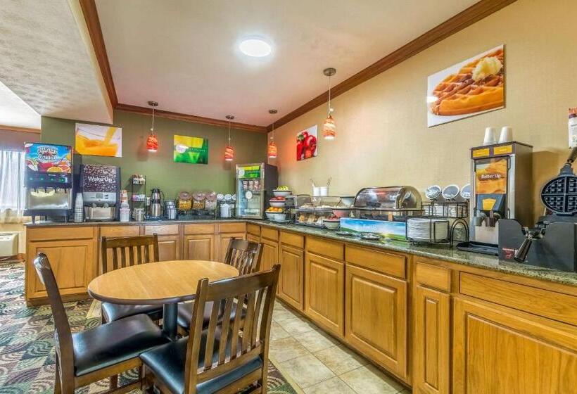 בית מלון כפרי Quality Inn I 74 Batesville