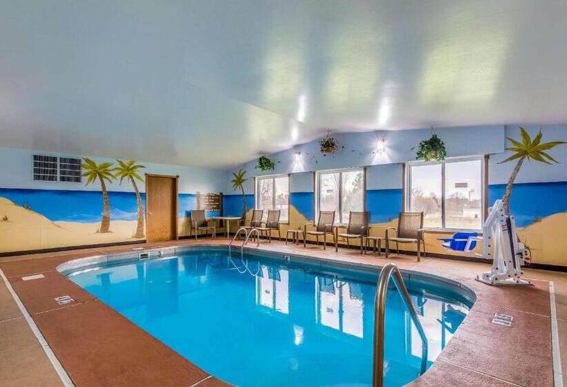 בית מלון כפרי Quality Inn I 74 Batesville
