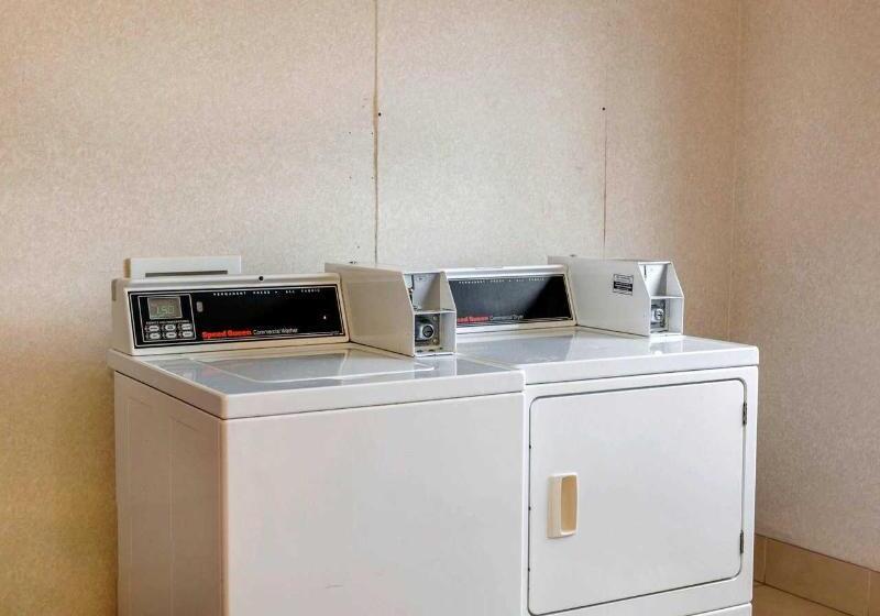 בית מלון כפרי Quality Inn I 74 Batesville