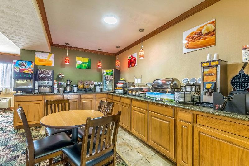 בית מלון כפרי Quality Inn I 74 Batesville