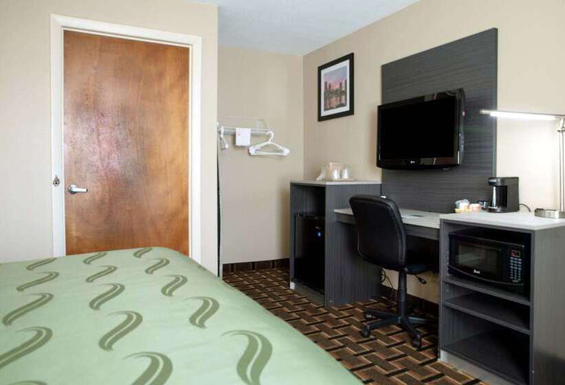 호텔 Quality Inn Raynham  Taunton