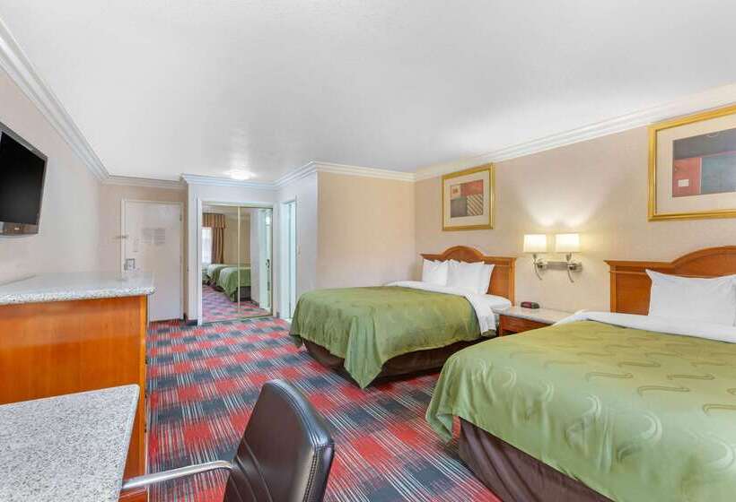 酒店 Quality Inn & Suites Oceanside Near Camp Pendleton