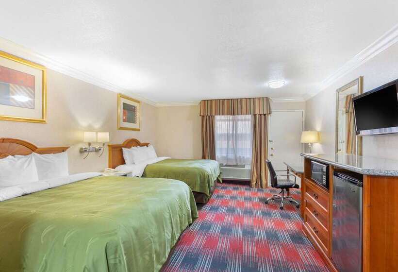 酒店 Quality Inn & Suites Oceanside Near Camp Pendleton