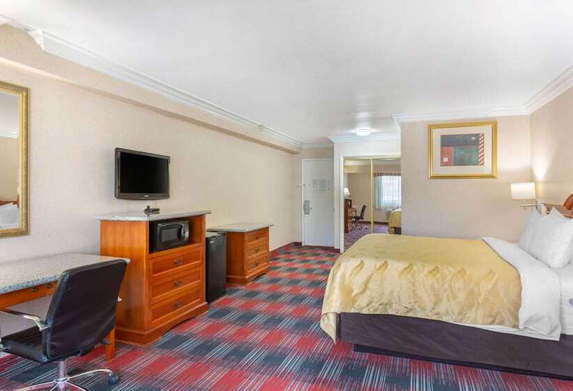 酒店 Quality Inn & Suites Oceanside Near Camp Pendleton