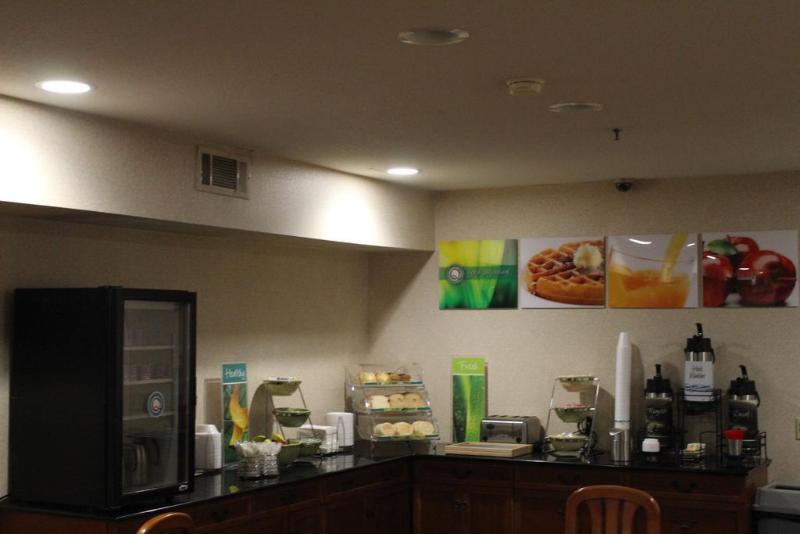 酒店 Quality Inn & Suites Oceanside Near Camp Pendleton