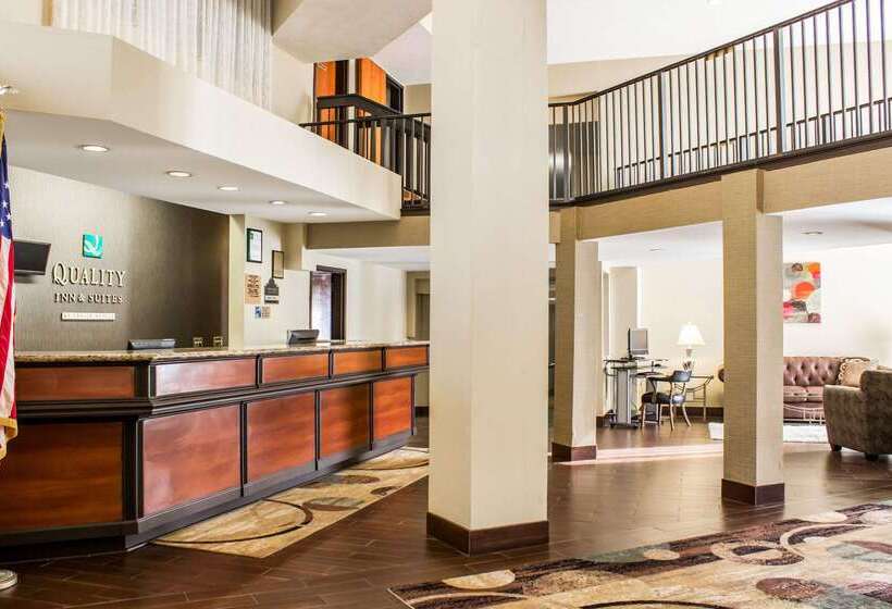 ホテル Quality Inn & Suites