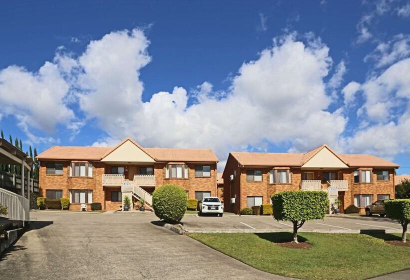 Quality Hotel Robertson Gardens