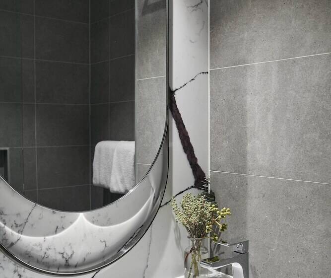 Rendezvous Hotel Melbourne