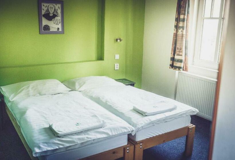 Retro Hotel Pod Zvičinou