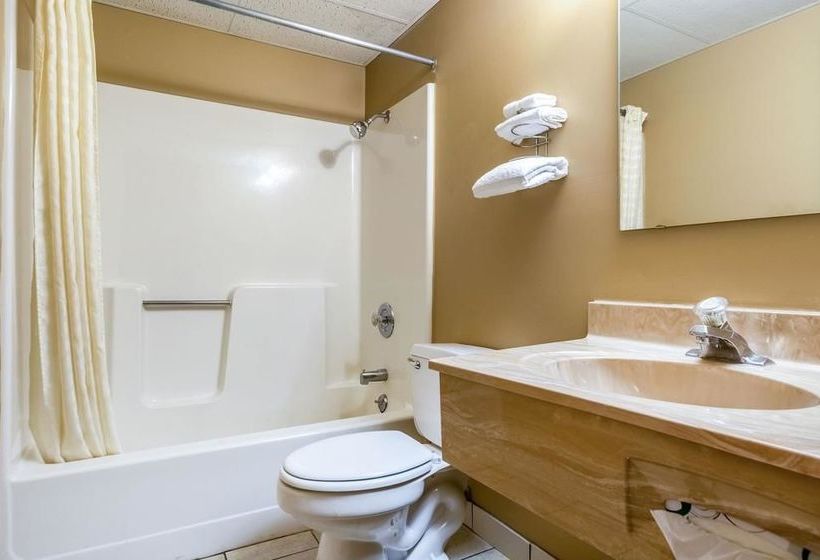 فندق Rodeway Inn