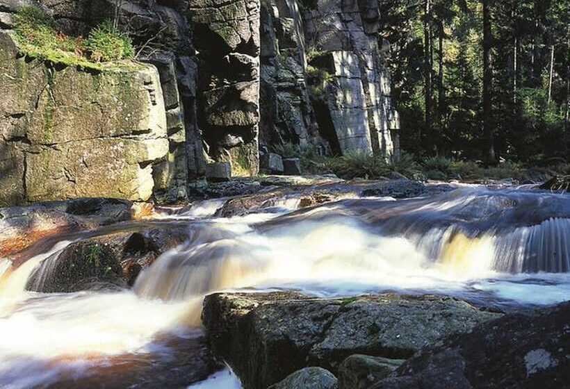 هتل Schwarzbeerschanke Pobershau