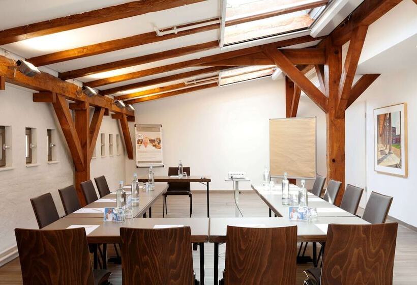 هتل Vienna House By Wyndham Havelufer Potsdam