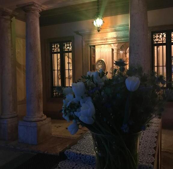 هتل Villa Fiordaliso