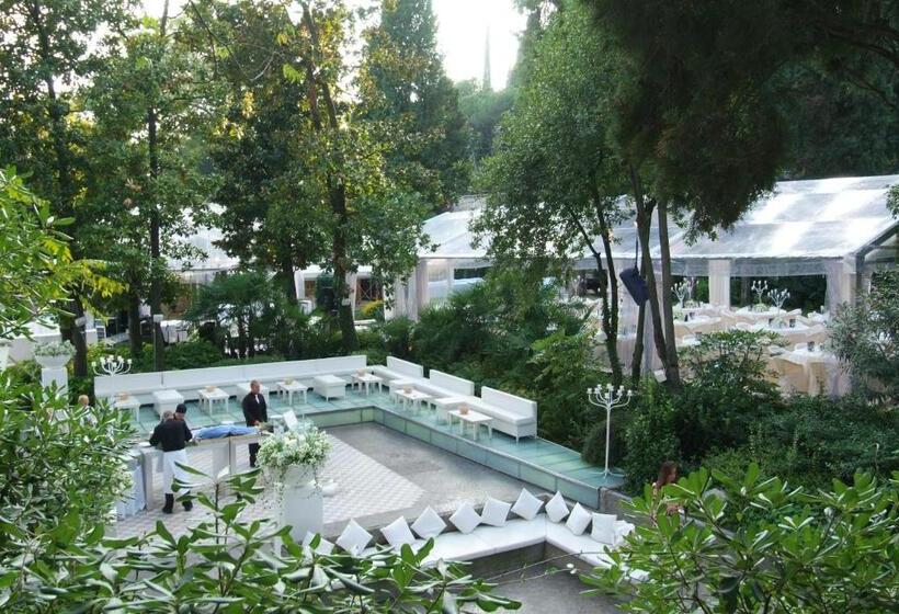 هتل Villa Fiordaliso