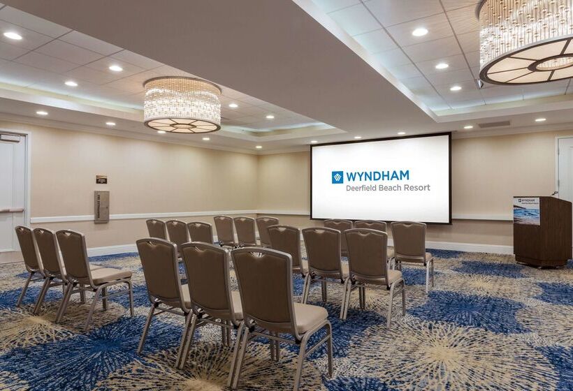 בית מלון כפרי Wyndham Deerfield Beach Resort
