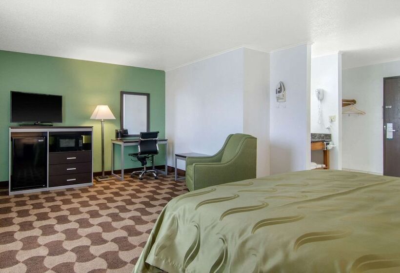 汽车旅馆  Quality Inn