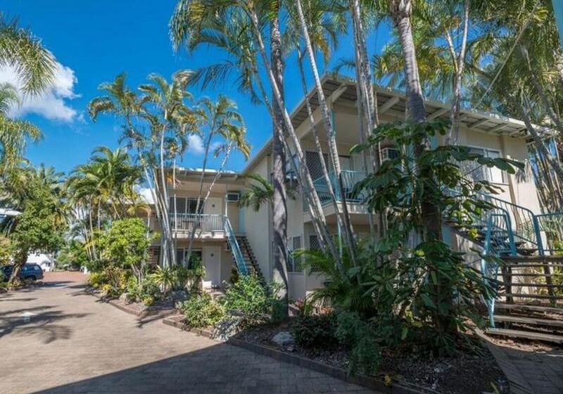 منتجع The Beach Motel Hervey Bay