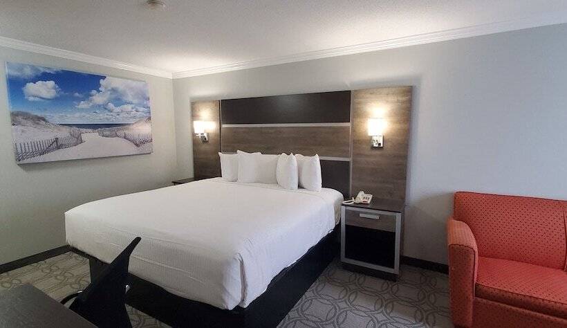 هتل Ambassador Inn And Suites