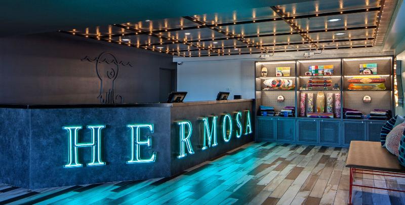 هتل Hermosa