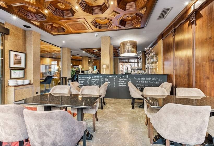 King S Hotel First