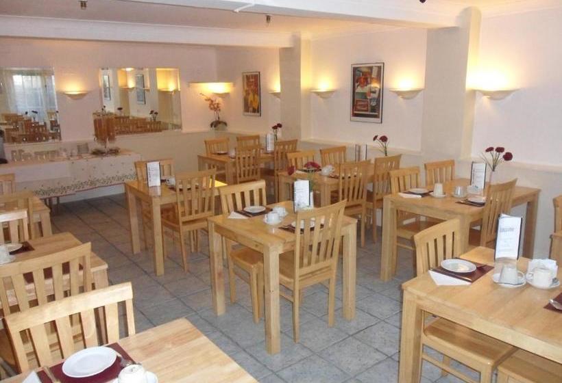 בית מלון כפרי Leeson Inn Downtown