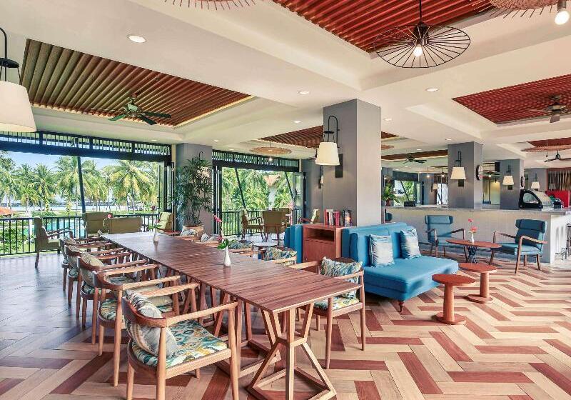 هتل Manado Tateli Resort And Convention