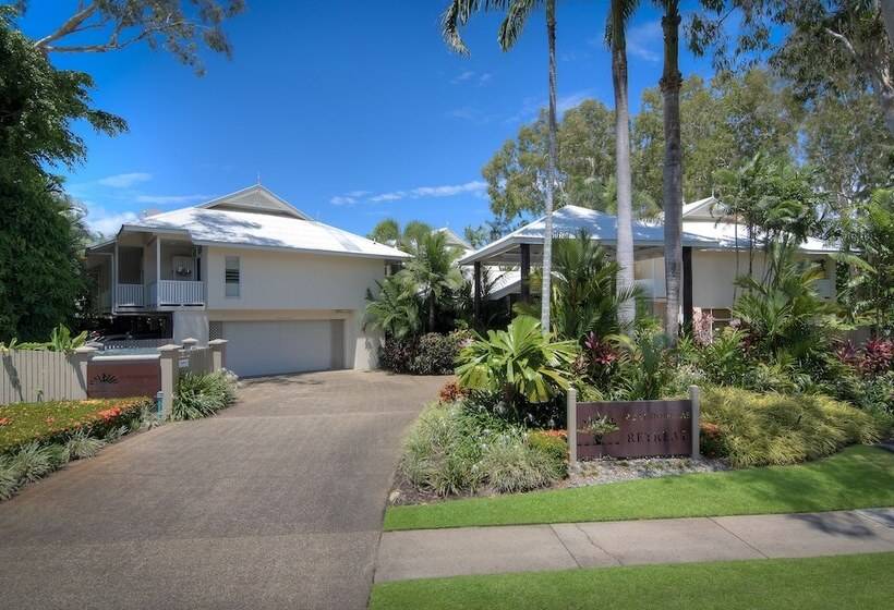 هتل Port Douglas Retreat