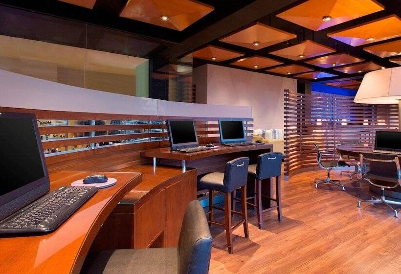 هتل Mustika Yogyakarta Resort & Spa