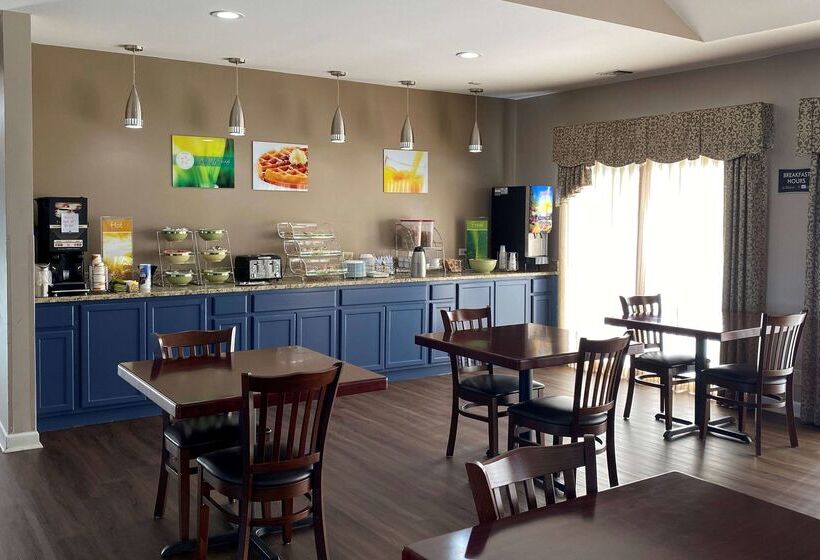 فندق Americinn By Wyndham Fort Atkinson