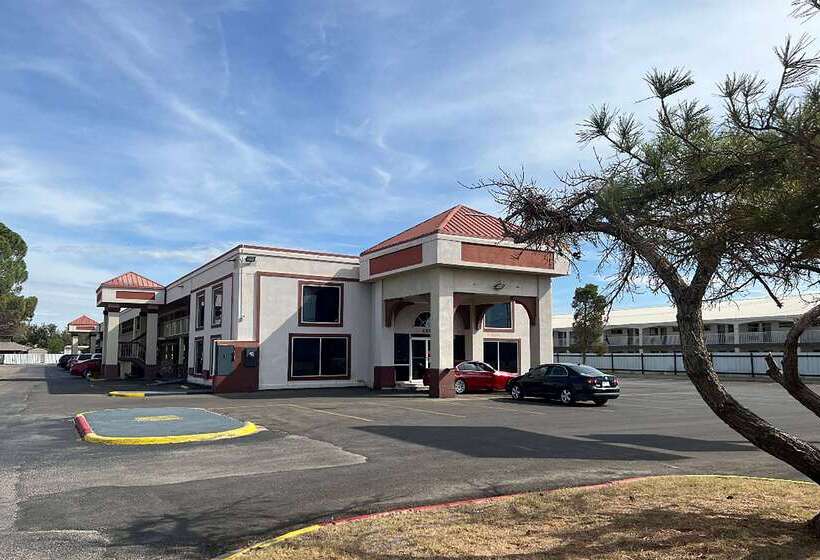 هتل Baymont By Wyndham Odessa University Area