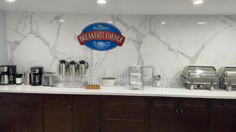 هتل Baymont By Wyndham Odessa University Area