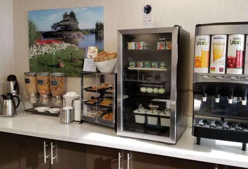 فندق Best Western Plus Barrie