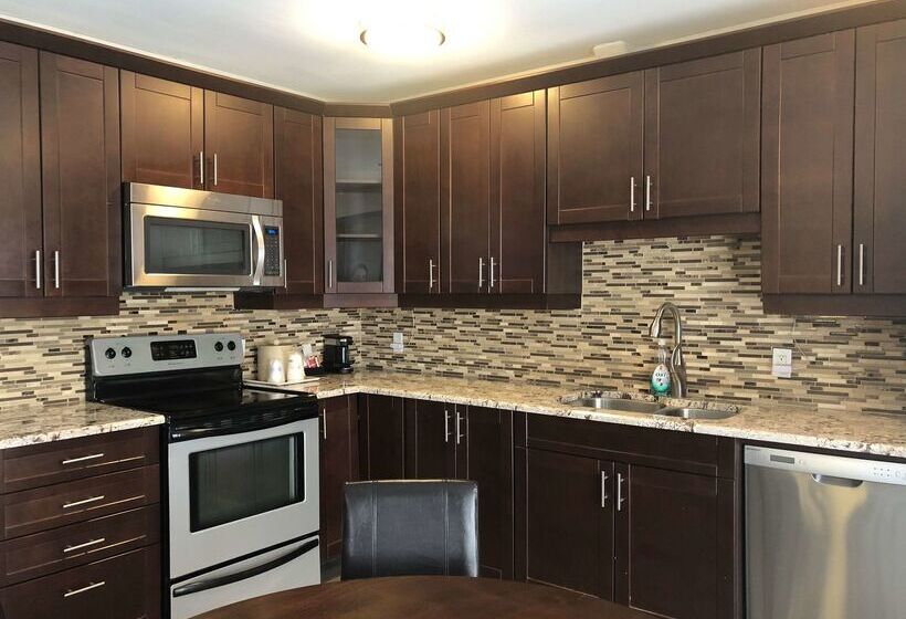 فندق Best Western Plus Barrie