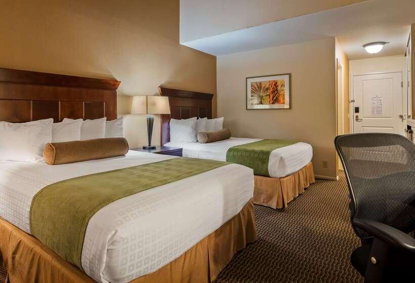 בית מלון כפרי Best Western Plus Carpinteria Inn