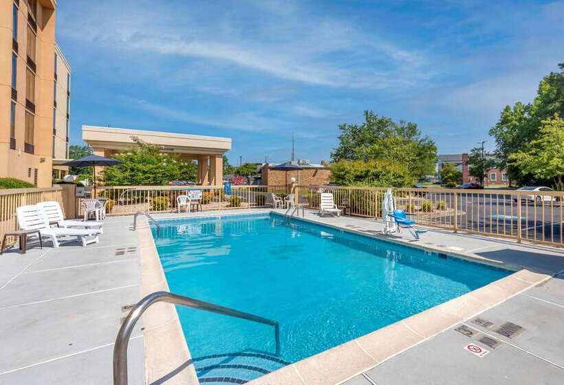 ホテル Comfort Inn Elizabeth City Near University