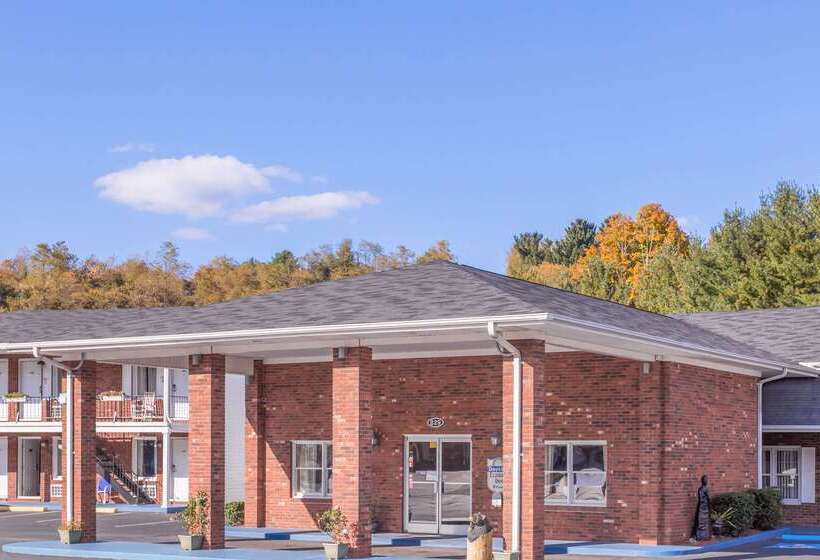 ホテル Days Inn By Wyndham Jefferson