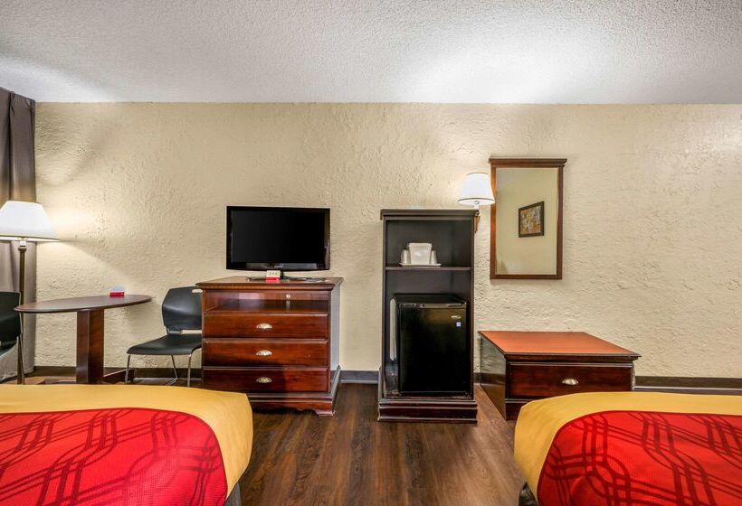 فندق Econo Lodge Corinth