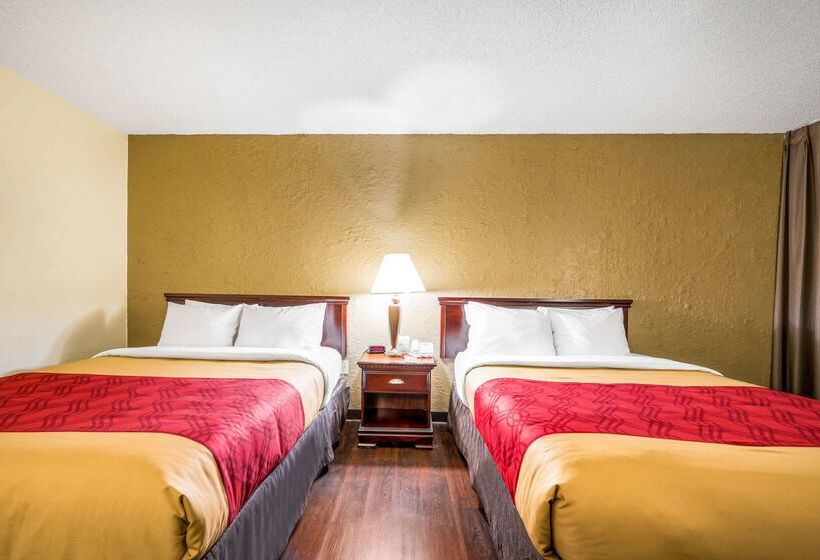 فندق Econo Lodge Corinth
