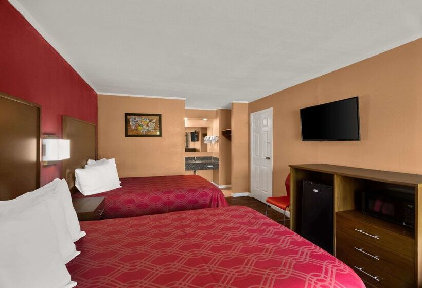 בית מלון כפרי Econo Lodge Cornersville