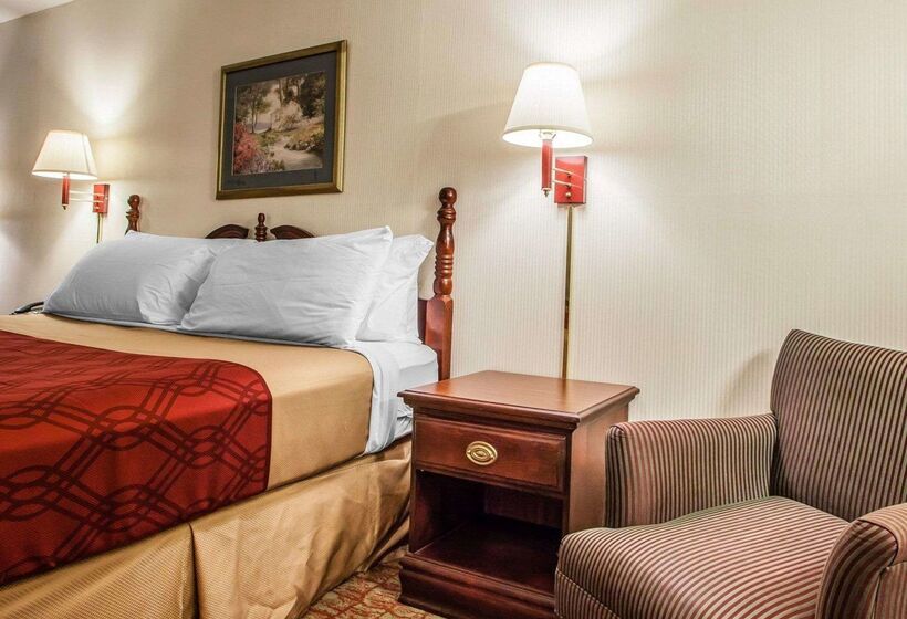 Отель Econo Lodge Douglassville Pottstown