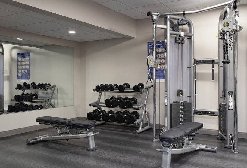 هتل Four Points By Sheraton Allentown Lehigh Valley