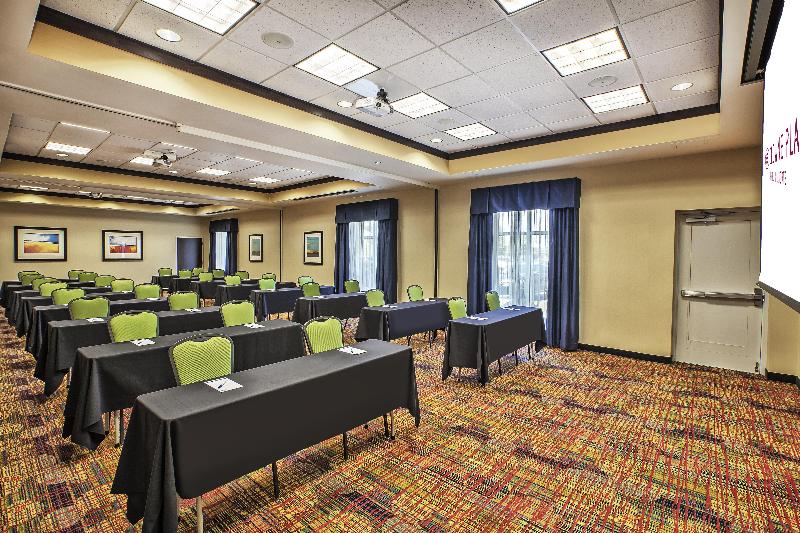 هتل Holiday Inn Express & Suites Dayton South   I 675, An Ihg