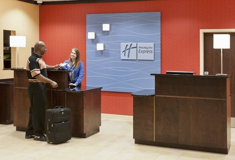 هتل Holiday Inn Express & Suites Dayton South   I 675, An Ihg