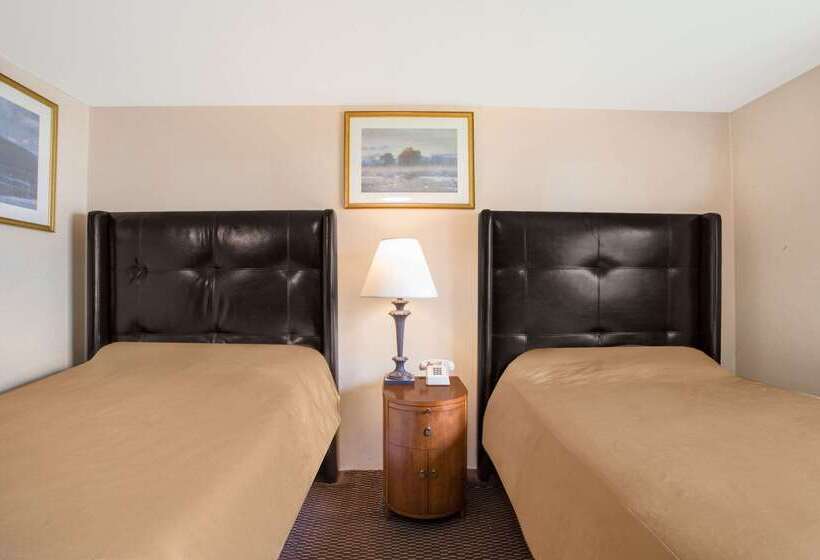 ホテル Knights Inn Endwell