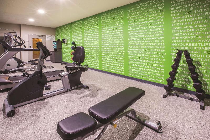 فندق La Quinta Inn By Wyndham Indianapolis North At Pyramids