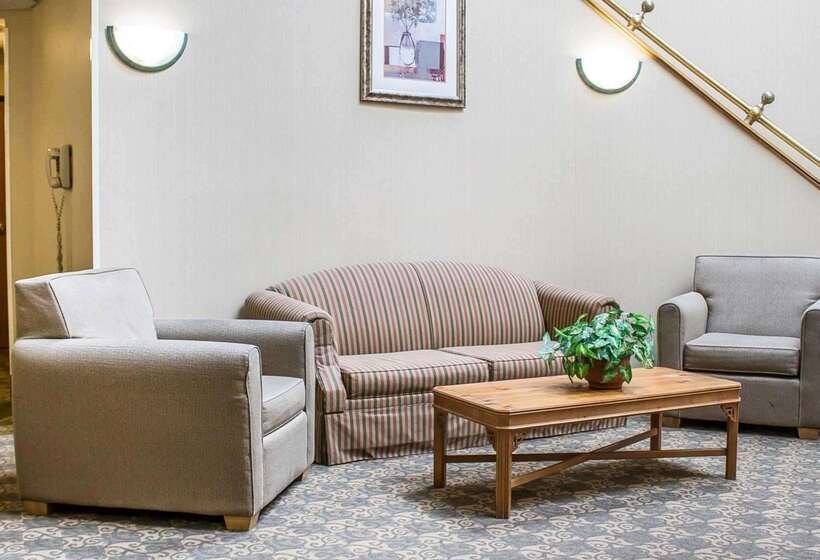 호텔 Quality Inn