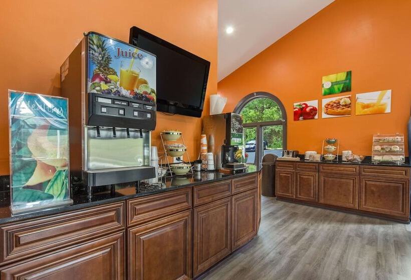 فندق Quality Inn